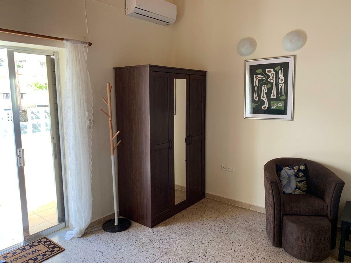 Cozy One-Bedroom Apartment In Halepa, Chania La Canea Exterior foto